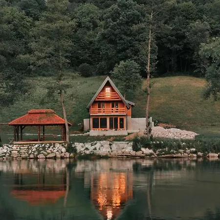 Vikendica Krupa Na Vrbasu