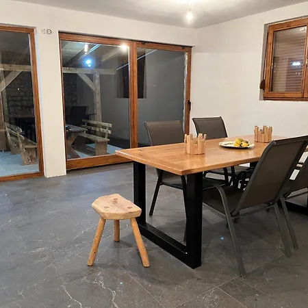 Vikendica Krupa Na Vrbasu Holiday home Banja Luka