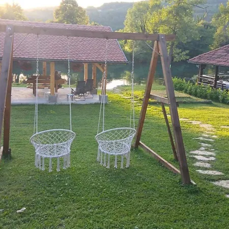 Casa de Férias Vikendica Krupa Na Vrbasu Banja Luka