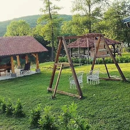 Vikendica Krupa Na Vrbasu Casa de Férias Banja Luka
