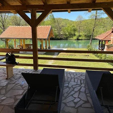 Vikendica Krupa Na Vrbasu Сasa de vacaciones