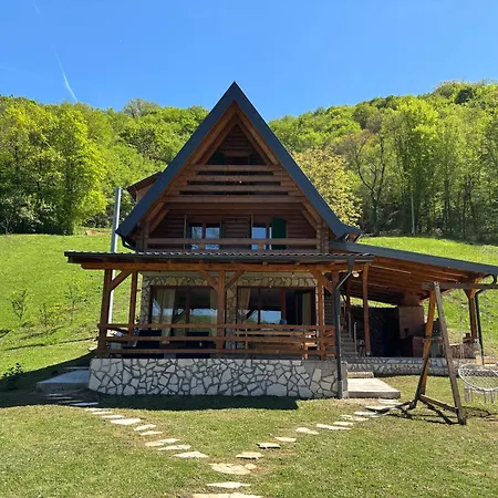 Vikendica Krupa Na Vrbasu Сasa de vacaciones *