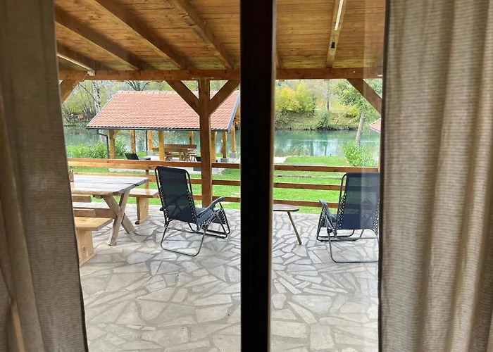 Vikendica Krupa Na Vrbasu *